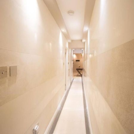 Oikoshomes Three Bedroom Flat In Londra Exterior foto